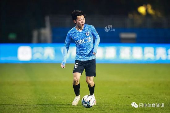 送演艺专业CC情侣自拍